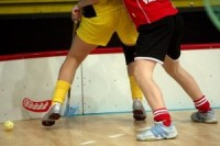 Latvijas florbolistes ar pārliecinošu uzvaru sāk pasaules čempionātu