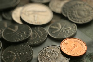 Lems par mazāku nekustamā īpašuma nodokļa likmi un apmēra pieauguma ierobežojumu