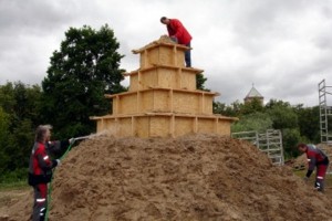 Jelgavā top pamatnes smilšu skulptūrām!