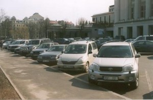 No šodienas paaugstina maksu Rīgas pašvaldības autostāvietās
