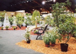 Ķīpsalā sākas izstāde un gadatirgus "Vasaras svētki dārzam"