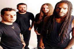 Slavenā Brazīlijas grupa Sepultura „Sapņu fabrikā”