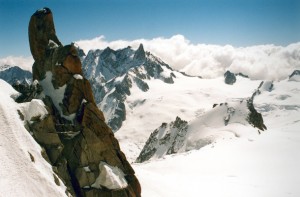 Latviešu alpīnisti sasnieguši Broda smailes bāzes nometni