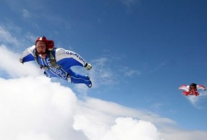 Noslēdzies pasaulē lielākais izpletņlēkšanas pasākums "AN-72 Boogie 2007"