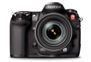 Fujifilm jaunā spoguļkamera detektīviem