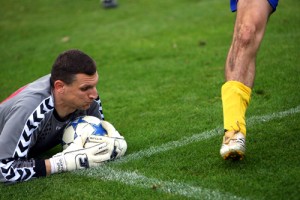 Bijušo Rīgas "Daugavas" vārtsargu apsūdz spēļu rezultātu ietekmēšanā