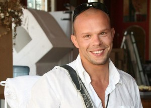 Olijars, Zeļonijs un Miļkevičs fotografējas Pekinas Olimpiskajam kalendāram