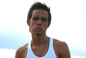 Dziedātājs Markus Riva piedāvā jaunu dziesmu „Tavā Tuvumā”