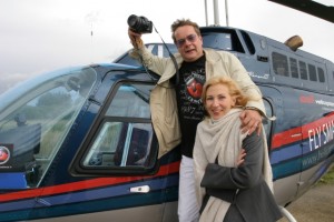 Foto akcijai “Viena diena Latvijā. Pēc 20 gadiem” piešķirti 2 helikopteri