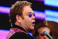 Sers Eltons Džons atkal būs Latvijā