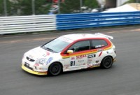 Horeliks saglabā vietu trijniekā