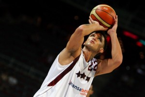 Šķēle EČ uzspējis atzīmēties kā teicams rezultatīvo piespēļu dalītājs