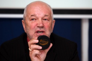 Tiek prezentēta 2007./2008. gada "Samsung premjerlīga" hokejā