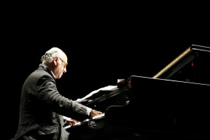 Kinokomponists Maikls Nīmans un viņa koncerts