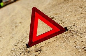 Āgenskalna līcī iekrīt automašīna