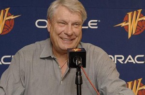 Goldensteitas "Warriors" pagarina līgumu ar galveno treneri Nelsonu