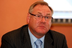 Birks: Rīgas pašvaldība varētu iesaldēt algas