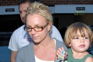 Britnija Spīrsa zaudē aizbildniecību pār bērniem