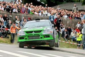 Baltijas Apdrošināšanas Nams izsludina fotokonkursu rallija Latvija 2007 skatītājiem