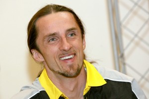 Motosportista Jāņa Vintera startam Dakāras rallijreidā atvēlēs Ls 50 000