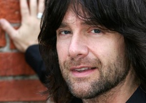 Šodien Ķīpsalas hallē – Roberta Velsa koncerts