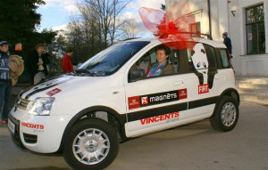 “Magnēta” galvenā balva - Fiat Panda – tiek Ilzei Tāsei