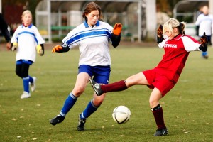 Fotoreportāža no Latvijas futbola čempionāta meitenēm