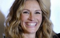 Džūliju Robertsu apbalvo par ieguldījumu kinomākslā