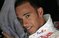 Hamiltons: Titulu gribu izcīnīt trasē