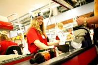 Pēdējā laikā pircēji arvien vairāk izvēlas akcijas preces