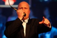 Aktīvākajam „Cīņas kluba” balsotājam „easyJet” dāvinās brīvdienas Berlīnē kopā ar saviem elkiem