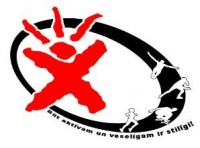 Aktīvi jaunieši plosās Rīgas skolās...