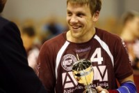 Savainojumu dēļ Latvijas handbola izlasei spēlē Kiprā nevarēs palīdzēt Serafimovičs un Gūtmanis