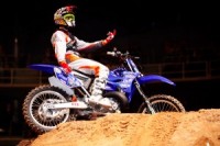 Rīgas domes komiteja atbalsta 80 000 eiro piešķiršanu motofrīstaila sacensību sarīkošanai