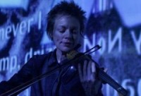Laurie Anderson beidzot koncertēs Rīgā