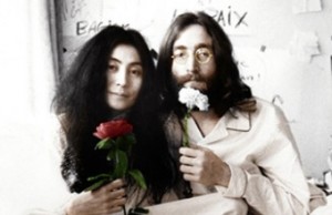 Joko Ono iesūdz tiesā dziedātāju Lenonu Mērfiju par vārda "Lenons" izmantošanu