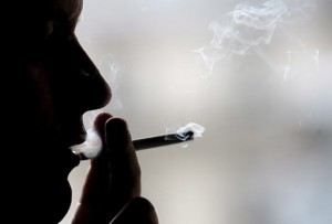Pērn Rīgā par smēķēšanu neatļautā vietā noformēti 303 protokoli
