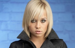 Aisha izvēlēsies dziesmu savam albumam