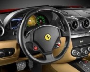 Itālijā policija atklājusi viltotu "Ferrari" ražotni
