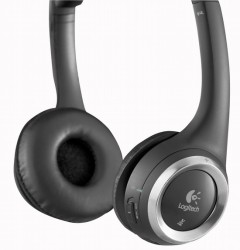 Logitech piedāvā pirmās bezvadu stereo skaņas austiņas zvanīšanai internetā