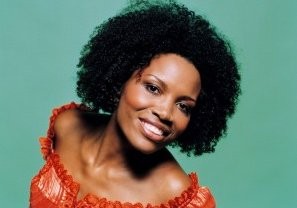 Jaunā sensācija no Kaboverdes – LURA!!