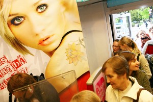 Aisha prezentē albumu “Viss kartībā, mincīt”