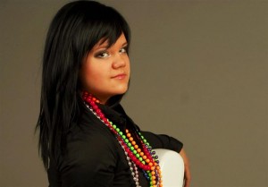 Dziedātājas Lisas Grain dziesma debitē radiostacijās