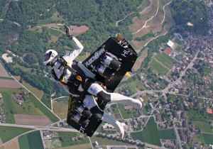 Šveices inženiera versija par gaisa motociklu