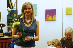 Krāsainas ledenes uz audekla