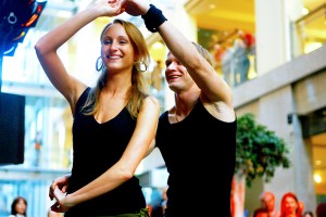 Latīņamerikas ritmi Galerijā Centrs