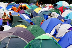 Sākas Glastonberijas mūzikas un mākslas festivāls