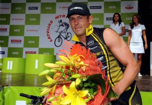 SEB MTB Kuldīgas posmā aizraujošs finišs