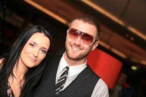 Dziedātājas Emi dziesma „Kā sapnī” ielaužas MTV Latvia