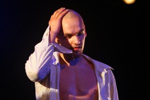 Rūtas Nordmanes izrāde „4 vīri laivā” Liepājā un citās Latvijas pilsētās